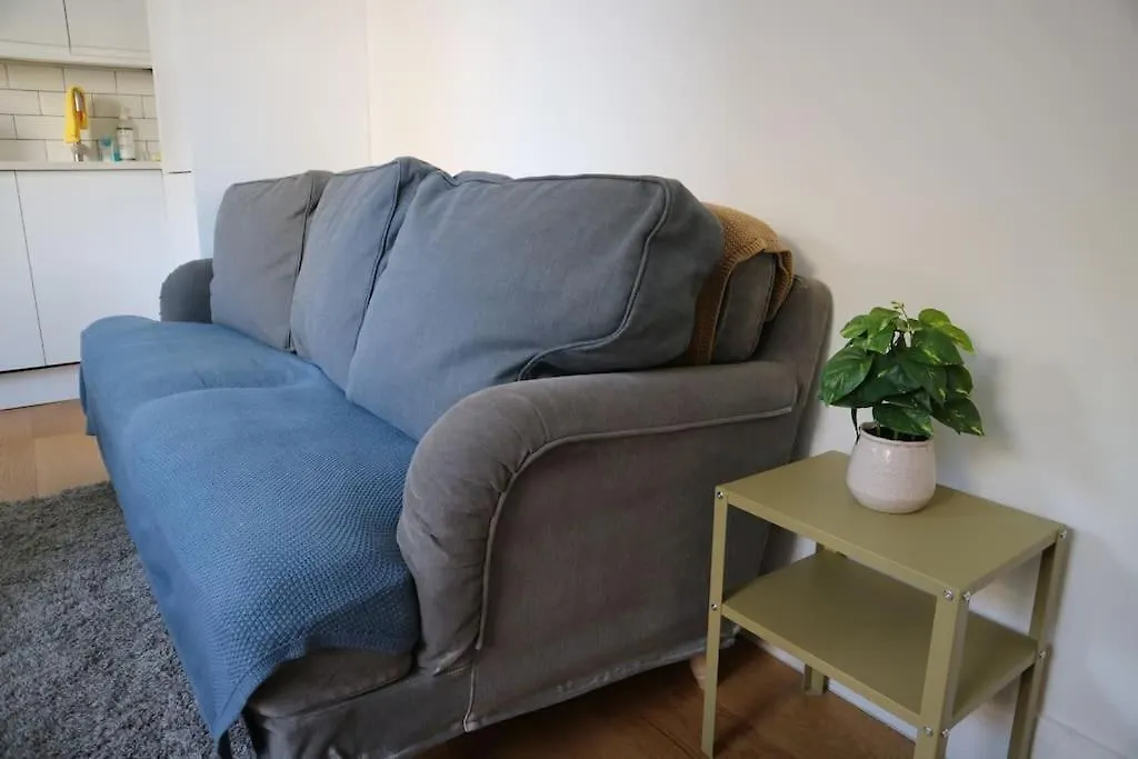 2 Bedroom Modern, Simple Flat In Broadway Market Londra Appartamento