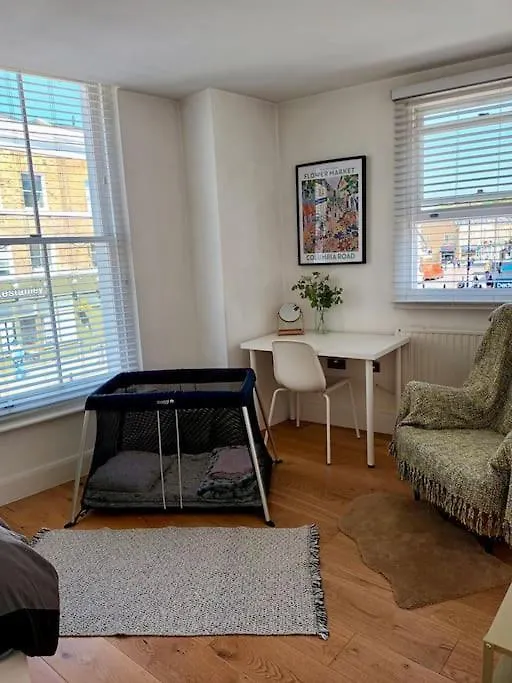 2 Bedroom Modern, Simple Flat In Broadway Market London 0*,  United Kingdom