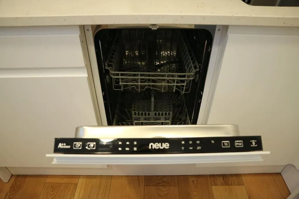 2 Bedroom Modern, Simple Flat In Broadway Market 런던 0*,  영국